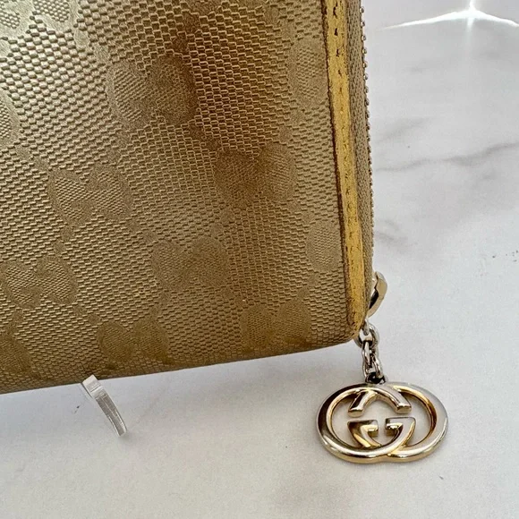 GUCCI GG Imprimé Leather Zip Around Wallet - Picture 4 of 12